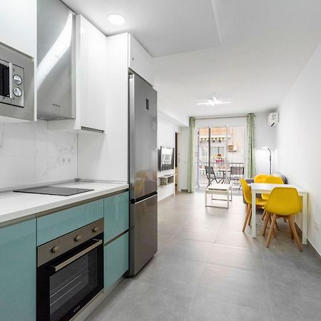 Edificio Sirena Apartment Нерха Екстериор снимка